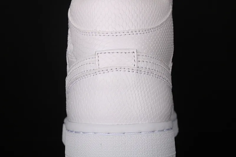 All categories Air Jordan Jordan series basketball shoes Air Jordan 1 Mid Air Jordan 1 Mid AJ1 Joe 1 snake pattern white mid-top basketball shoes series BQ6472-110